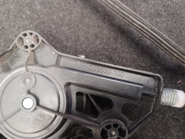 bontott SKODA OCTAVIA III Bal első Ablakemelő Szerkezet (Elektromos)