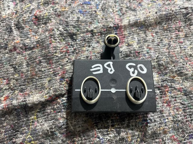 bontott SKODA OCTAVIA III Bal első Ajtó Vezérlőegység