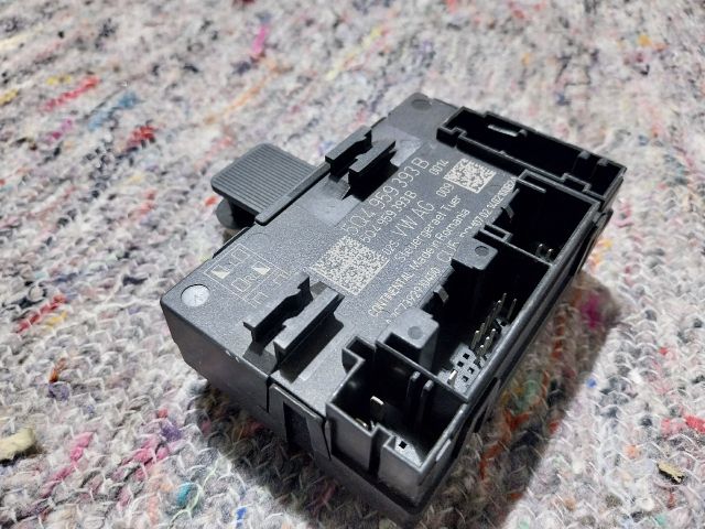 bontott SKODA OCTAVIA III Bal első Ajtó Vezérlőegység