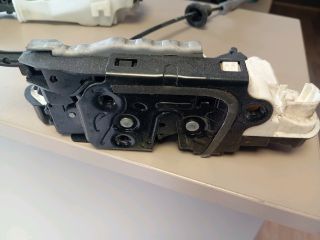 bontott SKODA OCTAVIA III Bal első Ajtózár