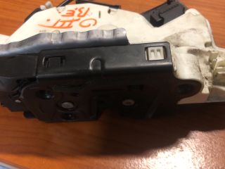 bontott SKODA OCTAVIA III Bal első Ajtózár