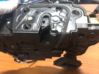 bontott SKODA OCTAVIA III Bal első Ajtózár