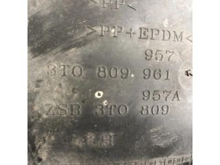 bontott SKODA OCTAVIA III Bal első Dobbetét (Kerékjárati, Műanyag)