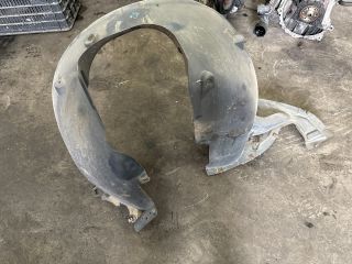 bontott SKODA OCTAVIA III Bal első Dobbetét (Kerékjárati, Műanyag)