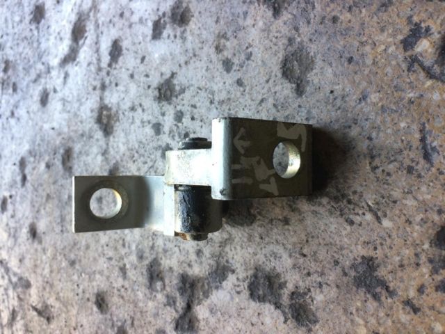 bontott SKODA OCTAVIA III Bal első Felső Zsanér