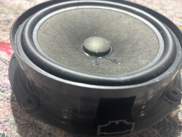 bontott SKODA OCTAVIA III Bal első Hangszóró