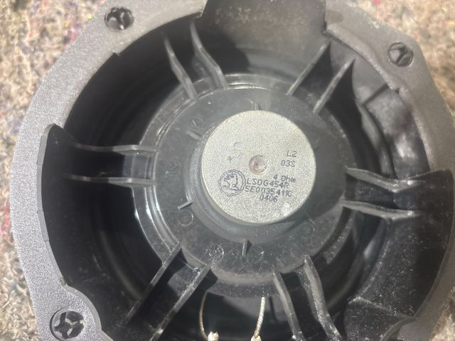 bontott SKODA OCTAVIA III Bal első Hangszóró