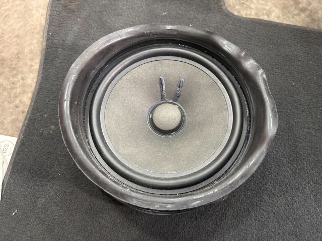 bontott SKODA OCTAVIA III Bal első Hangszóró