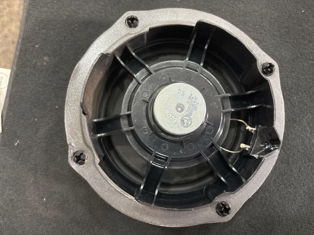 bontott SKODA OCTAVIA III Bal első Hangszóró