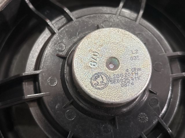 bontott SKODA OCTAVIA III Bal első Hangszóró