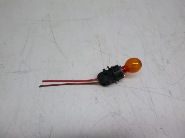 bontott SKODA OCTAVIA III Bal első Irányjelző Foglalat