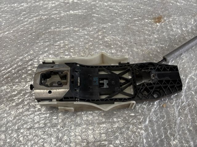 bontott SKODA OCTAVIA III Bal első Kilincs Hátulja