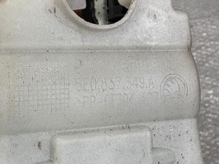 bontott SKODA OCTAVIA III Bal első Kilincs Hátulja