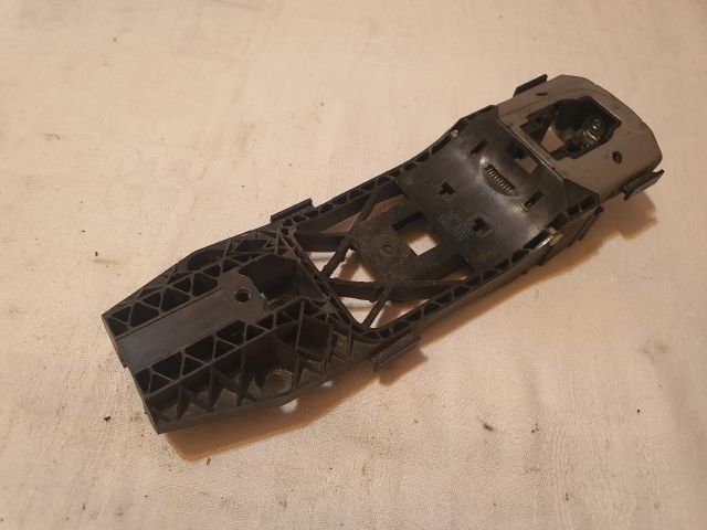 bontott SKODA OCTAVIA III Bal első Külső Kilincsfészek