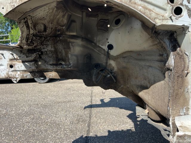 bontott SKODA OCTAVIA III Bal első Negyed Karosszéria Csomag