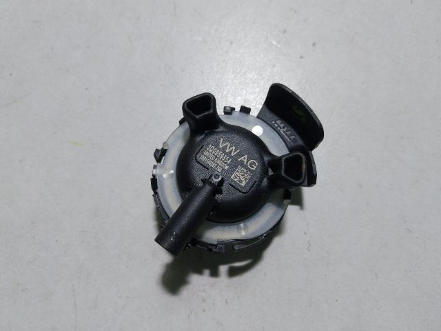 bontott SKODA OCTAVIA III Bal első Oldal Ütközés Érzékelő