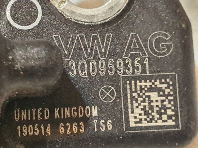 bontott SKODA OCTAVIA III Bal első Oldal Ütközés Érzékelő