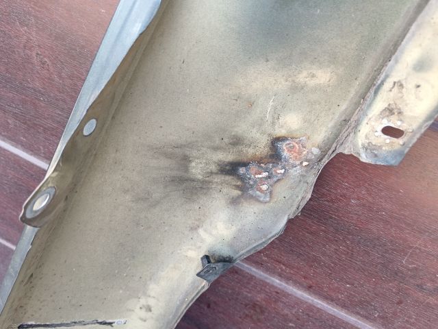 bontott SKODA OCTAVIA III Bal első Sárvédő