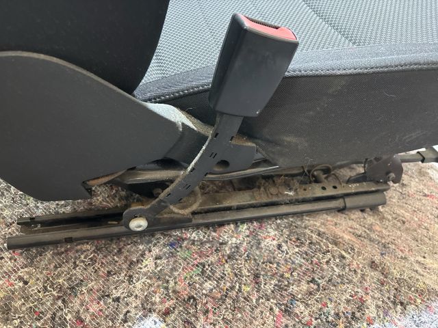 bontott SKODA OCTAVIA III Bal első Ülés