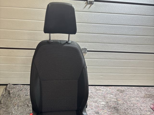 bontott SKODA OCTAVIA III Bal első Ülés