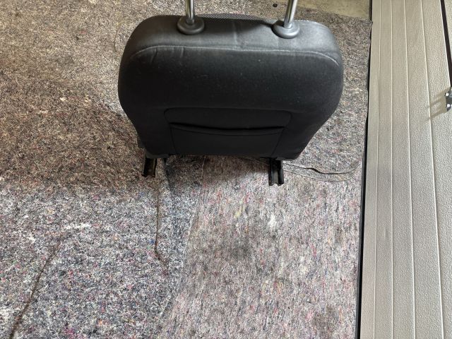 bontott SKODA OCTAVIA III Bal első Ülés