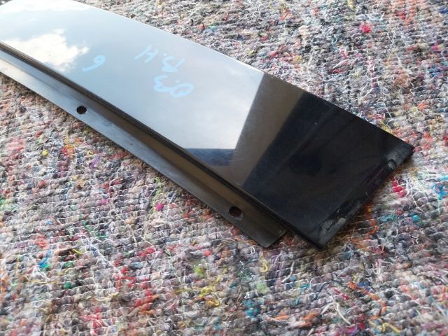 bontott SKODA OCTAVIA III Bal hátsó Ablak Díszléc