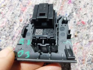 bontott SKODA OCTAVIA III Bal hátsó Ablakemelő Kapcsoló