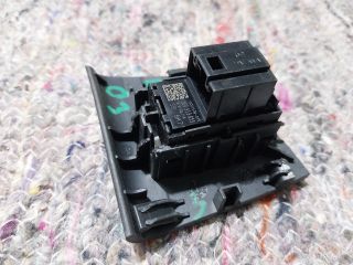 bontott SKODA OCTAVIA III Bal hátsó Ablakemelő Kapcsoló
