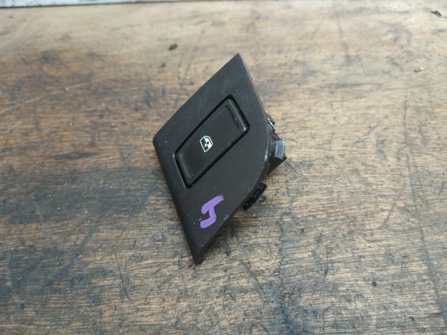 bontott SKODA OCTAVIA III Bal hátsó Ablakemelő Kapcsoló