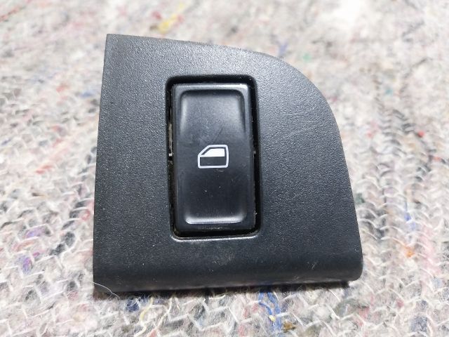 bontott SKODA OCTAVIA III Bal hátsó Ablakemelő Kapcsoló