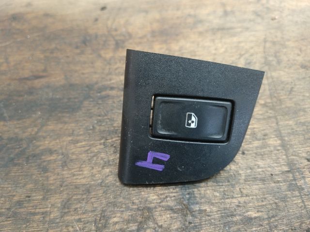 bontott SKODA OCTAVIA III Bal hátsó Ablakemelő Kapcsoló