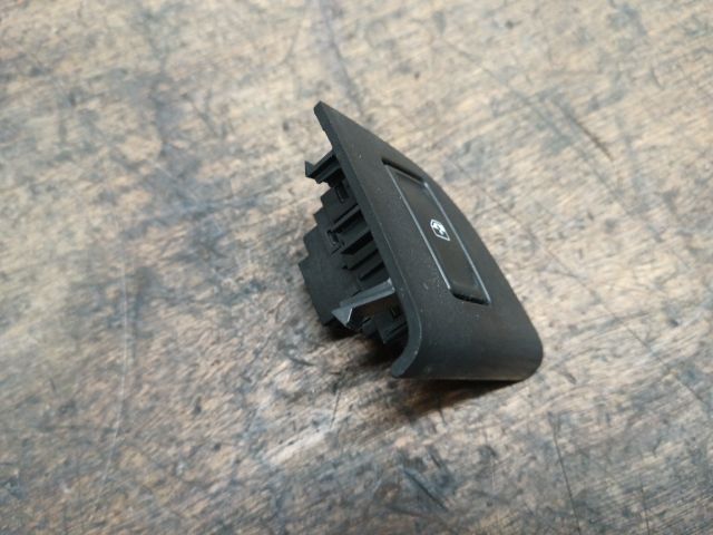 bontott SKODA OCTAVIA III Bal hátsó Ablakemelő Kapcsoló