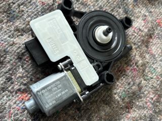 bontott SKODA OCTAVIA III Bal hátsó Ablakemelő Motor