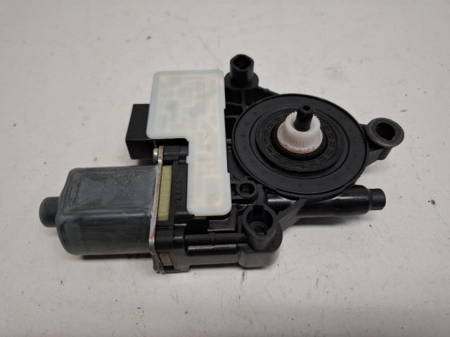 bontott SKODA OCTAVIA III Bal hátsó Ablakemelő Motor