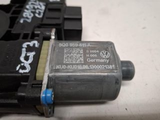 bontott SKODA OCTAVIA III Bal hátsó Ablakemelő Motor