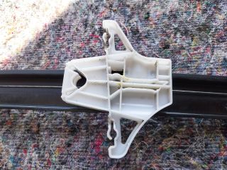 bontott SKODA OCTAVIA III Bal hátsó Ablakemelő Szerkezet (Elektromos)