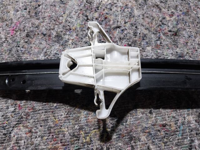 bontott SKODA OCTAVIA III Bal hátsó Ablakemelő Szerkezet (Elektromos)