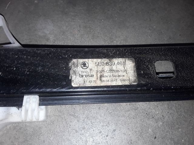bontott SKODA OCTAVIA III Bal hátsó Ablakemelő Szerkezet (Elektromos)