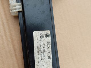 bontott SKODA OCTAVIA III Bal hátsó Ablakemelő Szerkezet (Elektromos)