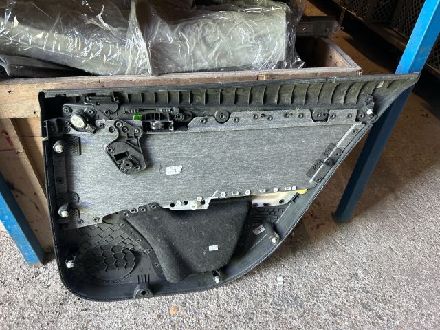 bontott SKODA OCTAVIA III Bal hátsó Ajtó Kárpit