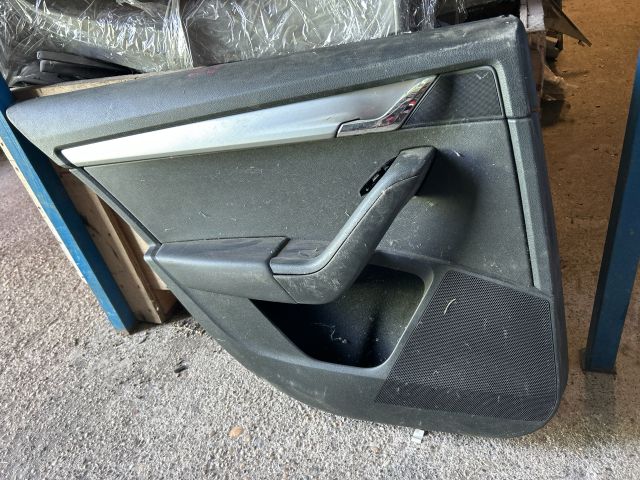 bontott SKODA OCTAVIA III Bal hátsó Ajtó Kárpit