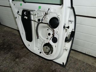 bontott SKODA OCTAVIA III Bal hátsó Ajtó (Részeivel)