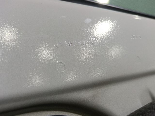 bontott SKODA OCTAVIA III Bal hátsó Ajtó (Részeivel)