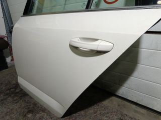 bontott SKODA OCTAVIA III Bal hátsó Ajtó (Részeivel)