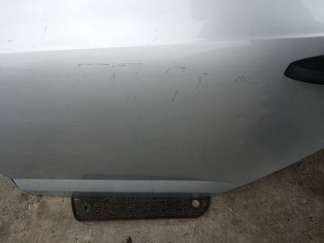 bontott SKODA OCTAVIA III Bal hátsó Ajtó (Részeivel)