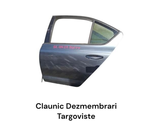 bontott SKODA OCTAVIA III Bal hátsó Ajtó (Üres lemez)