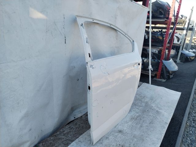 bontott SKODA OCTAVIA III Bal hátsó Ajtó (Üres lemez)