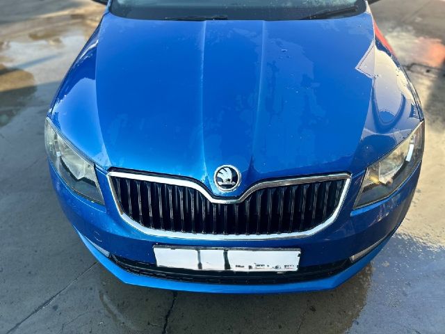 bontott SKODA OCTAVIA III Bal hátsó Ajtó (Üres lemez)