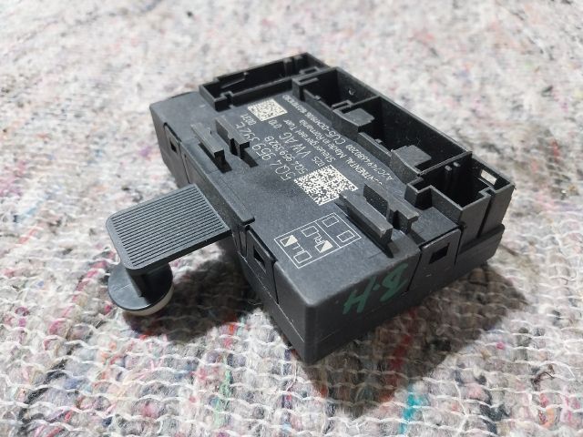 bontott SKODA OCTAVIA III Bal hátsó Ajtó Vezérlőegység