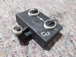 bontott SKODA OCTAVIA III Bal hátsó Ajtó Vezérlőegység